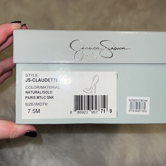 Jessica Simpson Heels - Picture 6 of 7